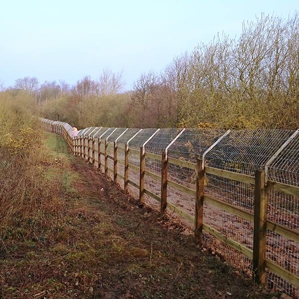 Otter Fencing